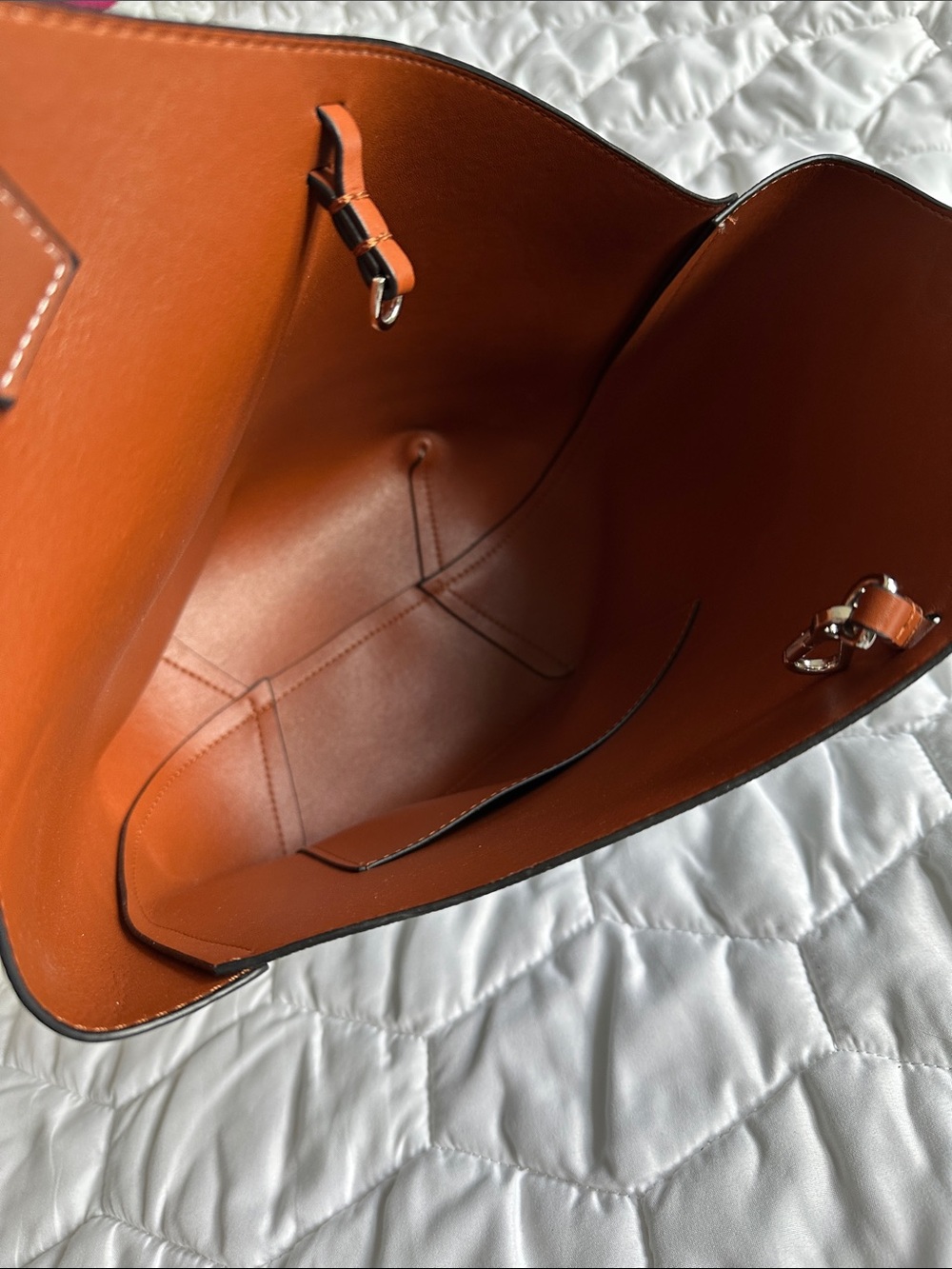 Women's Green Leather Tote Shoulder Bag with Tan Strap - Picture 3 of 5